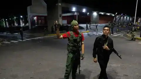 Imagen 1 de El Gobierno dice que todo el personal de la Embajada de España en Venezuela está a salvo