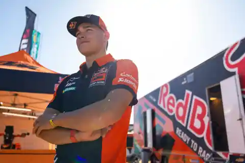 Imagen 1 de Un Edgar Canet de récord estrena su casillero de victorias en el Rally Dakar