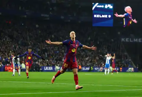 Imagen 1 de Joan García, de principio a fin de un derbi para el Barça