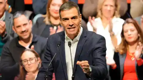 Imagen 1 de Sánchez condena la “reciente violación de la legalidad internacional en Venezuela” en una carta a la militancia del PSOE