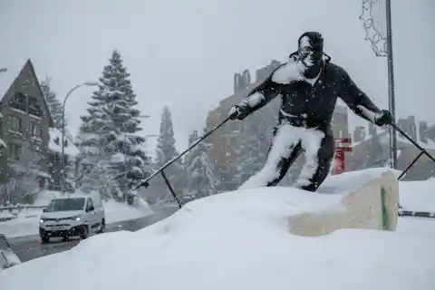 Imagen 1 de Protección Civil llama a la precaución ante las posibles nevadas en Cataluña durante las cabalgatas de Reyes