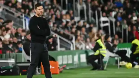 Imagen 1 de Xabi Alonso huele a chamusquina tras el tercer tropiezo seguido del Real Madrid