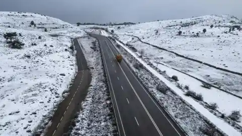Imagen 1 de La borrasca Francis pone a media España en alerta por lluvia y nieve: la Aemet activa avisos en estas 9 comunidades