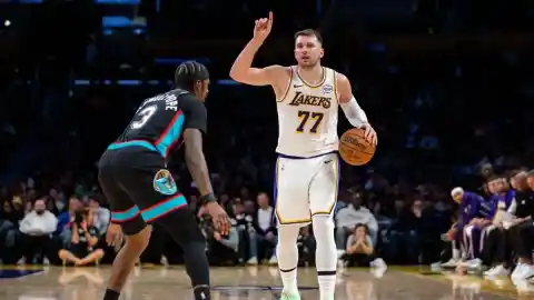 Imagen 1 de Un soberbio Doncic somete a los Grizzlies de Aldama