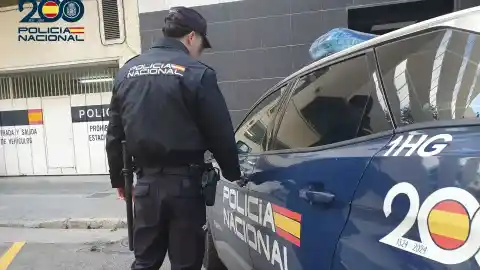Imagen 1 de Detenidos 15 conductores de autobús por transportar inmigrantes de manera ilegal entre España y Francia