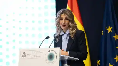 Imagen 1 de Trabajo espera pactar con los sindicatos la subida del SMI este miércoles