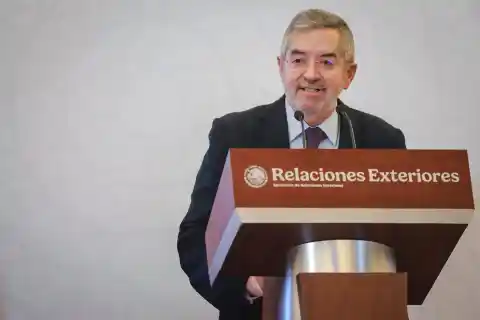 Imagen 1 de El canciller Juan Ramón de la Fuente reaparece en plena crisis de Venezuela para pedir a la ONU mayor determinación