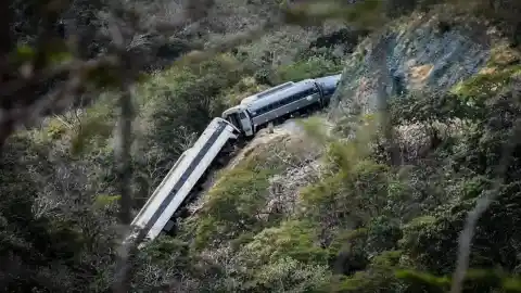 Imagen 1 de Tres víctimas del accidente del Tren Interoceánico denuncian penalmente a constructoras, contratistas y servidores públicos