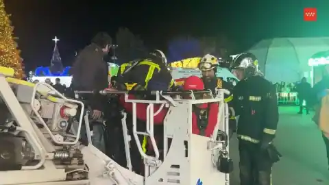 Imagen 1 de Rescatadas 19 personas atrapadas en una noria en Torrejón de Ardoz