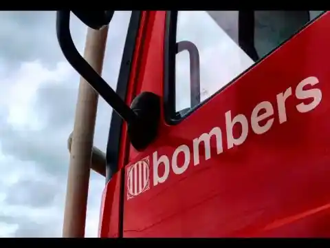 Imagen 1 de Dos muertos en sendos incendios de vivienda en L’Hospitalet y Constantí (Tarragona)