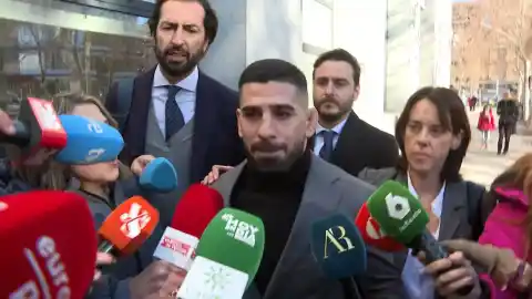 Imagen 1 de Topuria acude al juzgado para enfrentarse a su ex: "Estoy feliz porque voy a volver a mi niña"