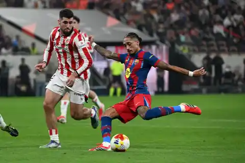 Imagen 1 de Raphinha enciende la mejor versión del Barça