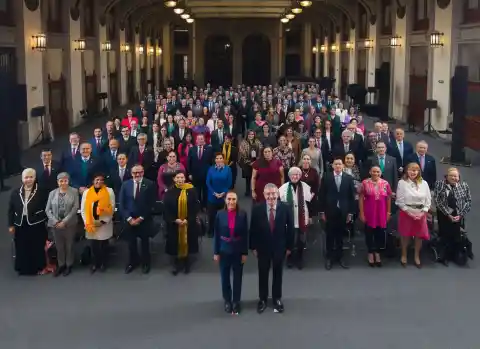 Imagen 1 de “Hay que estar atentos siempre”: Sheinbaum gira instrucciones al cuerpo diplomático en medio de la crisis por Venezuela