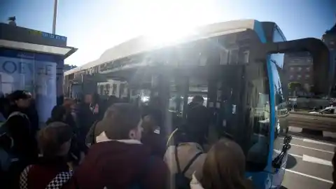 Imagen 1 de Los viajes en autobuses y bicimad, gratuitos este jueves y viernes con la vuelta a las aulas