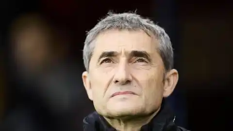 Imagen 1 de Ernesto Valverde, tras la 'manita' del Barça en la Supercopa: "Yo no suelo pedir perdón"