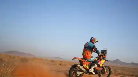 Imagen 1 de Mazazo para Edgar Canet: adiós a sus opciones en el Dakar