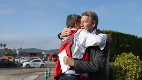 Imagen 1 de Feijóo declara hoy como testigo sobre sus mensajes con Mazón el día de la dana