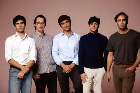 Imagen 1 de Estas canciones hablan de usted: la novela de aprendizaje vital que llena las salas de conciertos