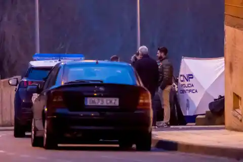 Imagen 1 de Hallados muertos una pareja de jóvenes en un coche con la calefacción puesta y aparcado en un garaje de Soria