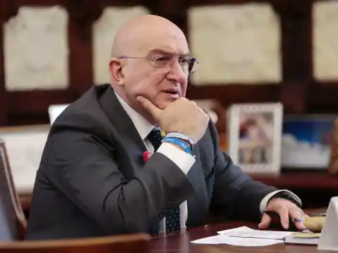 Imagen 1 de El alcalde de Valladolid reniega de las zonas de bajas emisiones y levanta la suya ante el festival motero Pingüinos: “No creemos en ella”