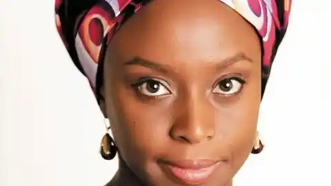 Imagen 1 de Muere con 21 meses uno de los gemelos de la escritora Chimamanda Ngozi Adichie, autora de 'Americanah'
