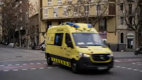 Imagen 1 de Muere una ciclista en un accidente de tráfico con un turismo en el Eixample