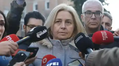 Imagen 1 de La vicealcaldesa de Madrid evalúa el "daño estructural" del edificio de Carabanchel y valora más evacuaciones y realojo de vecinos