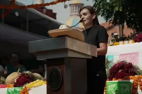 Imagen 1 de Detenida la secretaria particular de Grecia Quiroz y Carlos Manzo