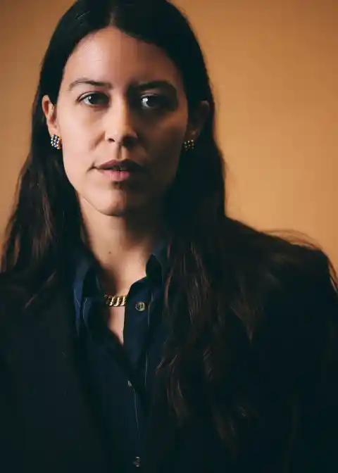 Imagen 1 de Sara Torres, escritora: “Como mujer aprendes a asustarte con la belleza de las demás”