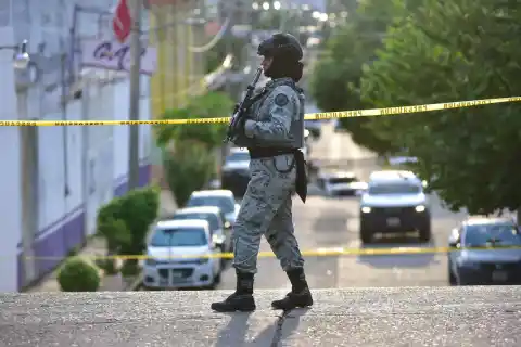 Imagen 1 de La familia de la guardia nacional hallada muerta en Acapulco descarta que se suicidara