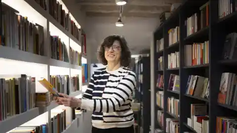 Imagen 1 de “Hacemos libros de la misma manera que mis padres hacían butifarras en el obrador”: Antònia Carré-Pons, o fundar una editorial a los 60 años