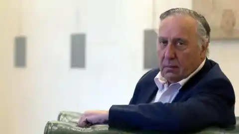 Imagen 1 de La denuncia póstuma de Frederick Forsyth