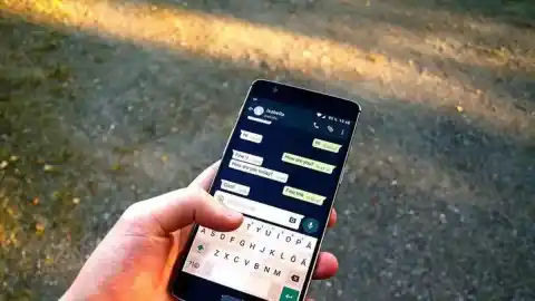 Imagen 1 de ¿Por qué el silencio en WhatsApp duele tanto?