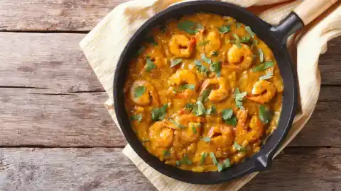 Imagen 1 de Curry de langostinos con crema de cacahuete: una receta sencilla y exótica para sorprender a la mesa