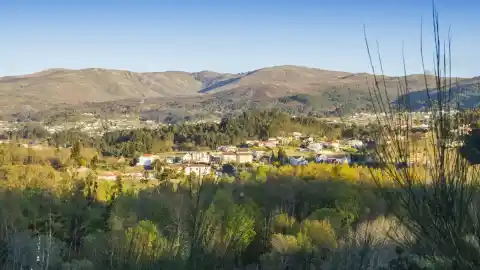 Imagen 1 de La pequeña villa termal de Portugal a un paso de Ourense perfecta para una escapada de relax