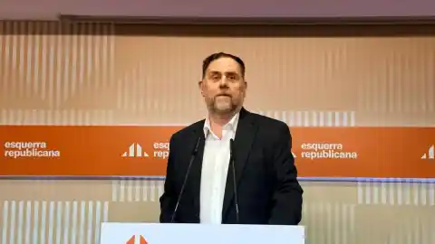 Imagen 1 de Junqueras pide a Sánchez e Illa un acuerdo sobre la recaudación del IRPF para aprobar los presupuestos