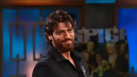 Imagen 1 de Can Yaman, detenido durante una operación policial en una discoteca de Estambul