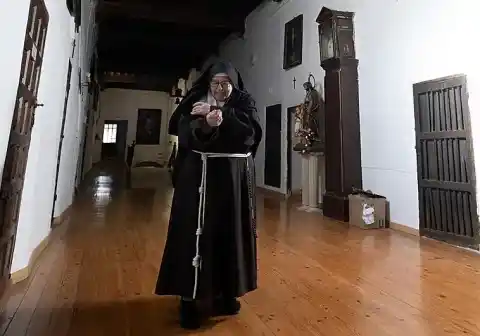 Imagen 1 de El invierno sin calefacción en un monasterio de clausura: «Las hermanas más frioleras se ponen tres calcetines»