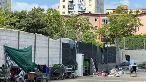 Imagen 1 de Badalona prepara ya el derribo del edificio B9 ocupado por 400 personas