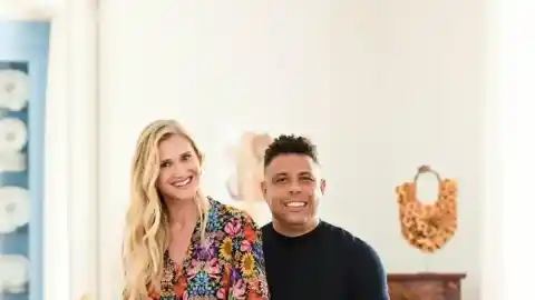 Imagen 1 de Celina Locks, el alma gemela y solidaria de Ronaldo: “Si no me das dinero, me das trabajo o formación”