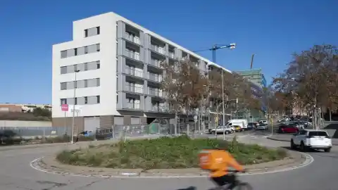 Imagen 1 de Los 34 pisos del Incasòl en Sabadell, pendientes de entrega desde hace un año