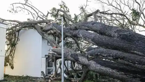 Imagen 1 de ‘Goretti’ sigue haciendo estragos en Reino Unido, Francia y Rusia