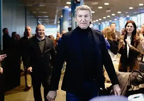 Imagen 1 de Feijoo plantea una reforma legal para acabar con el blindaje de Sánchez si le imputan