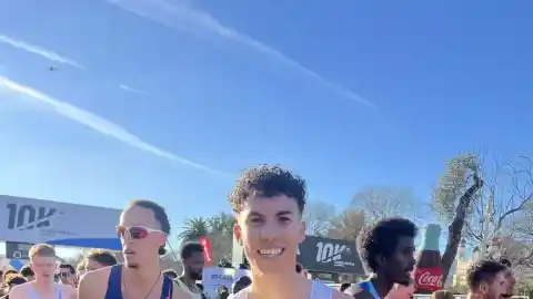 Imagen 1 de Said Mechaal critica la falta de apoyo en España tras lograr el récord nacional de 10k en Valencia