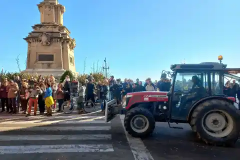 Imagen 1 de Los agricultores insisten en sus protestas contra el acuerdo de la UE con Mercosur