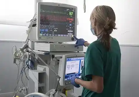 Imagen 1 de Enfermeros más allá de los 65 años: luz verde a las primeras solicitudes