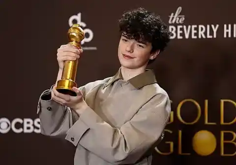 Imagen 1 de Los Globos de Oro premian 'Una batalla tras otra', Timothée Chalamet y se olvidan de 'Sirat'