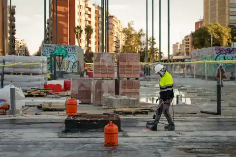 Imagen 1 de La Generalitat y Renfe echan a andar la empresa mixta en un año plagado de obras