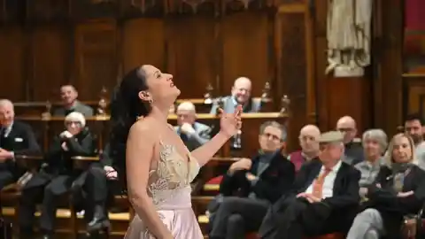 Imagen 1 de Sara Blanch ilumina el Tenor Viñas