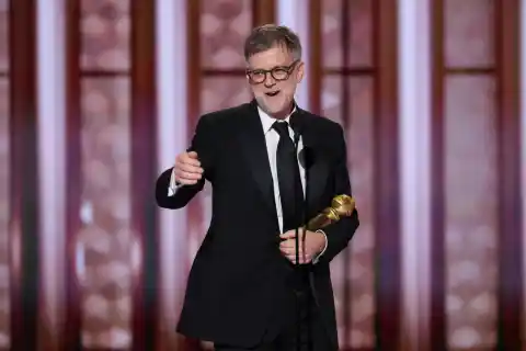 Imagen 1 de Globos de Oro 2026: Paul Thomas Anderson gana por justicia poética en la fiesta de Warner y Brasil